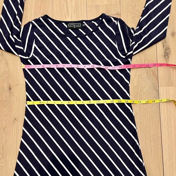 Duffield Lane Diagonal Stripe Long Sleeve A-Line Shift Dress Navy Blue White XS - Picture 9 of 10